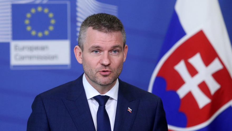 Đảng trong liên minh chính phủ Slovakia ra tối hậu thư cho Thủ tướng